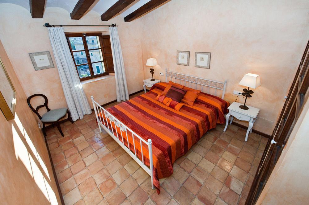 Hotel Y Apartamentos Des Puig ディヤ エクステリア 写真