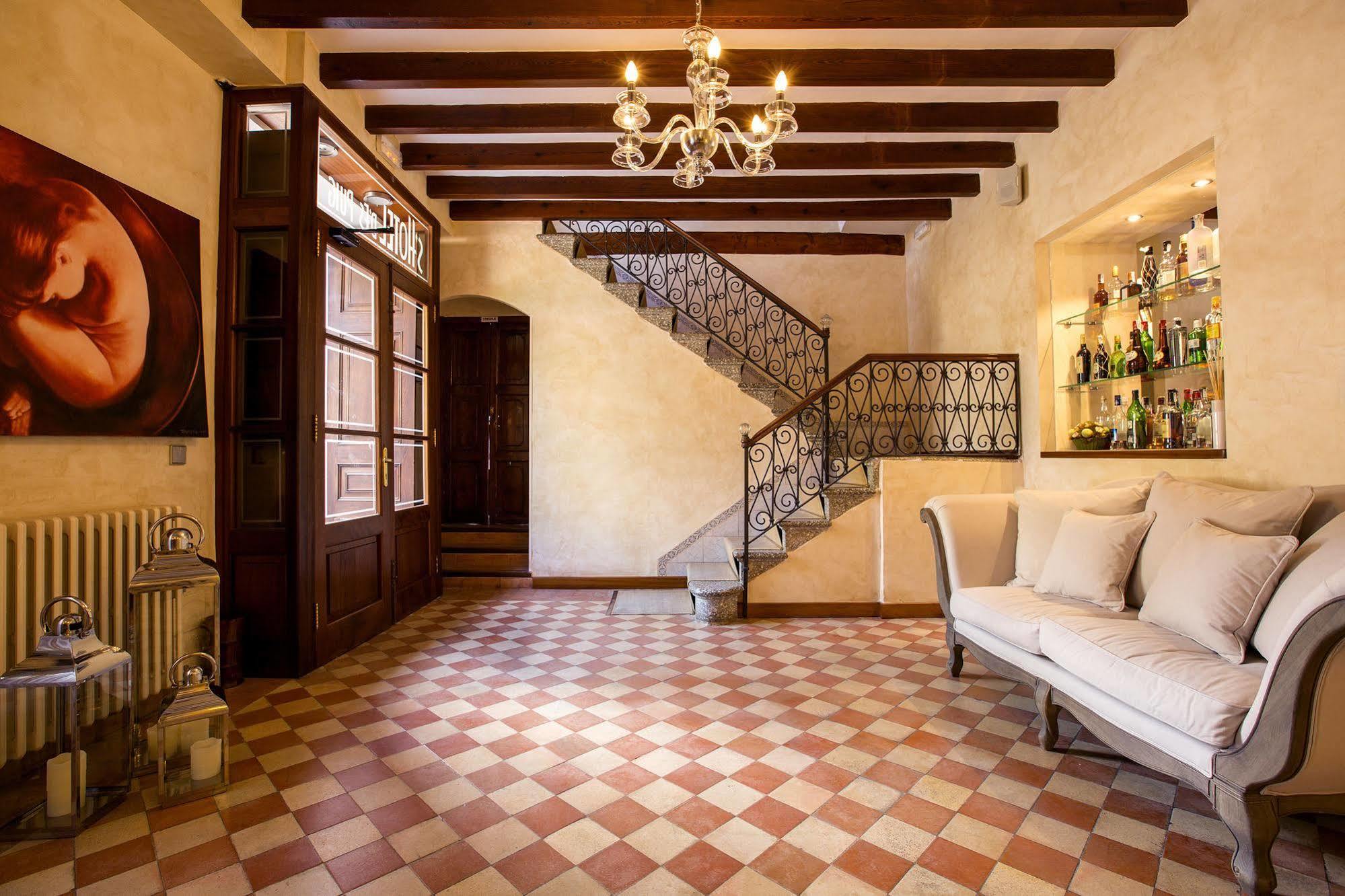 Hotel Y Apartamentos Des Puig ディヤ エクステリア 写真