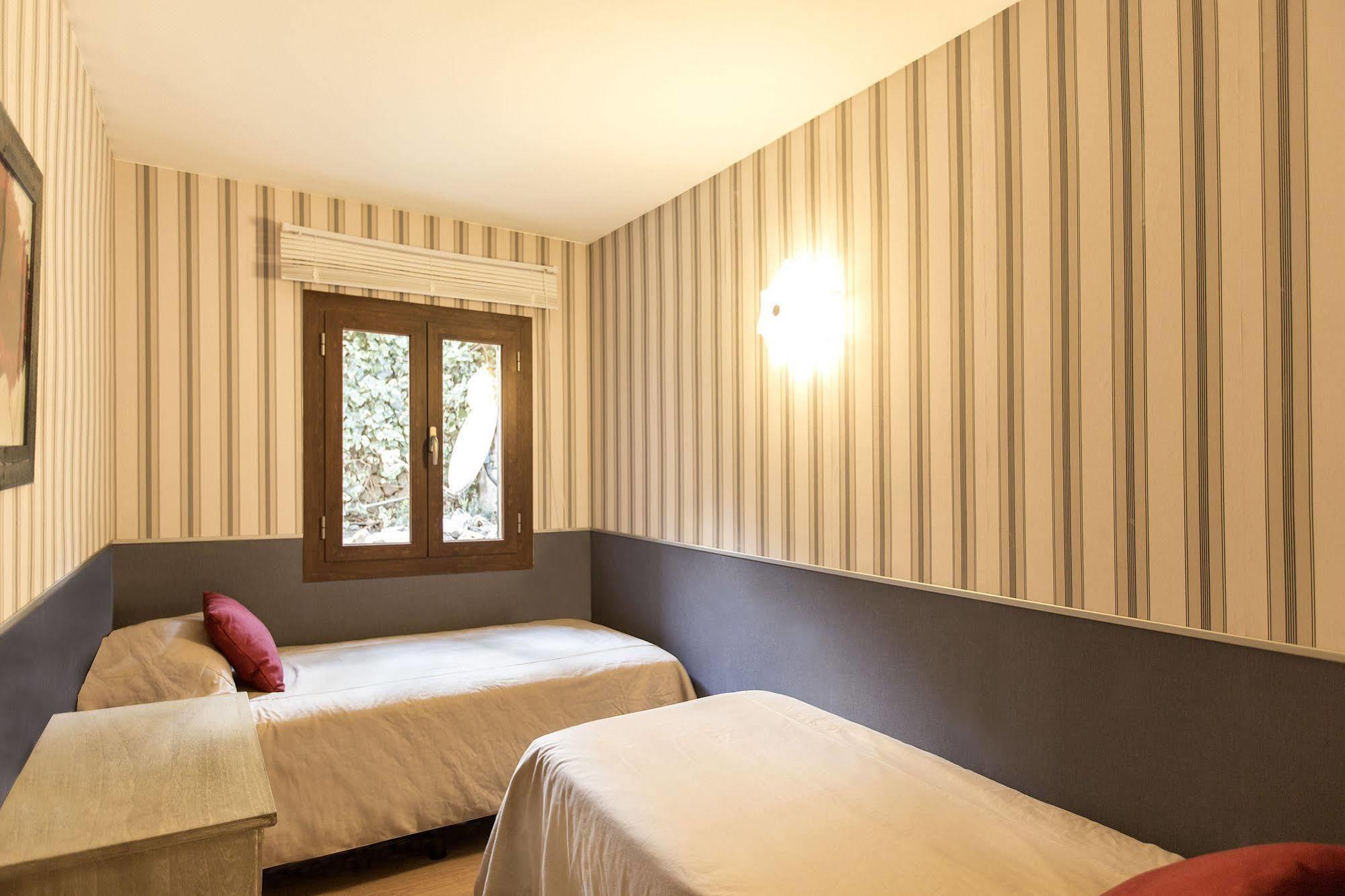 Hotel Y Apartamentos Des Puig ディヤ エクステリア 写真